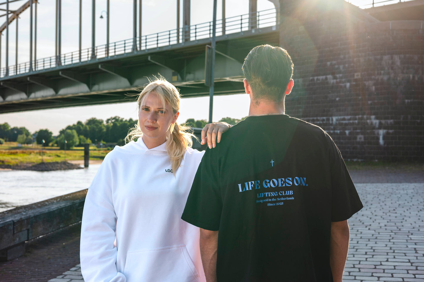 LGO LIFEGOESON T-SHIRT