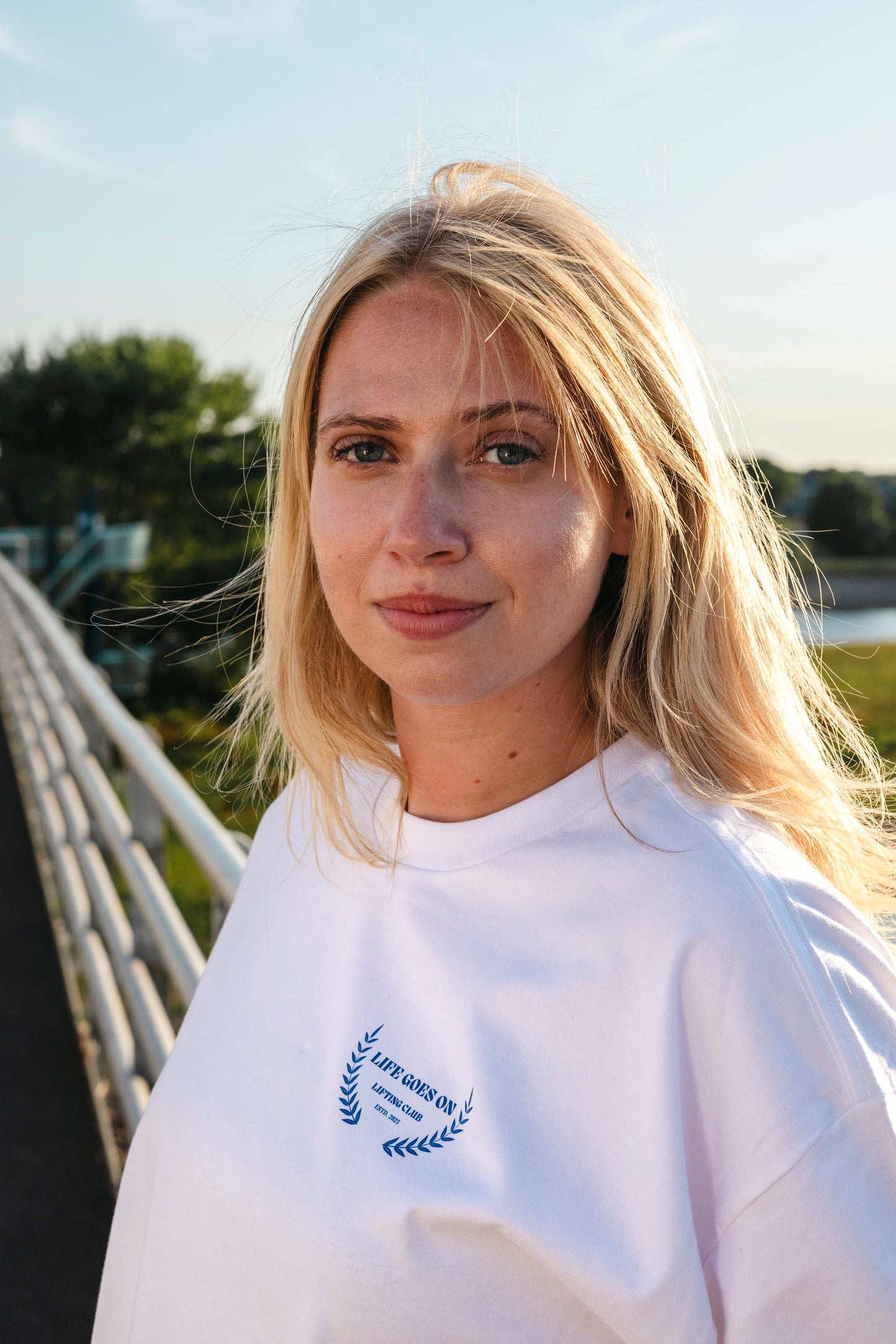 LGO LIFEGOESON T-SHIRT
